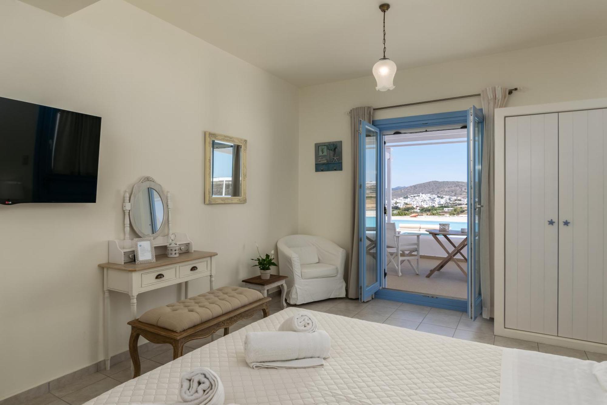 Blu Suites And Studios Адамас Экстерьер фото