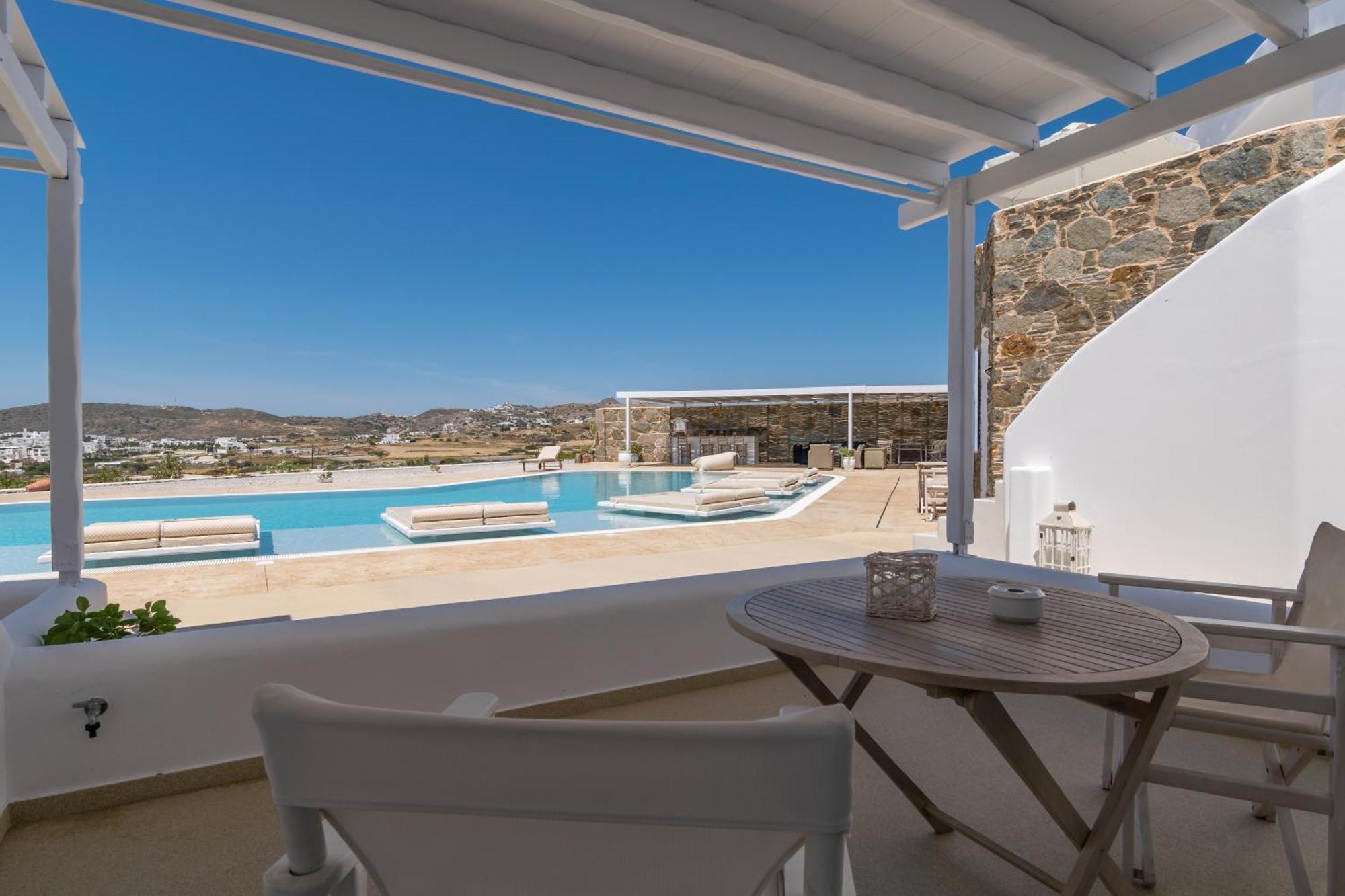 Blu Suites And Studios Адамас Экстерьер фото