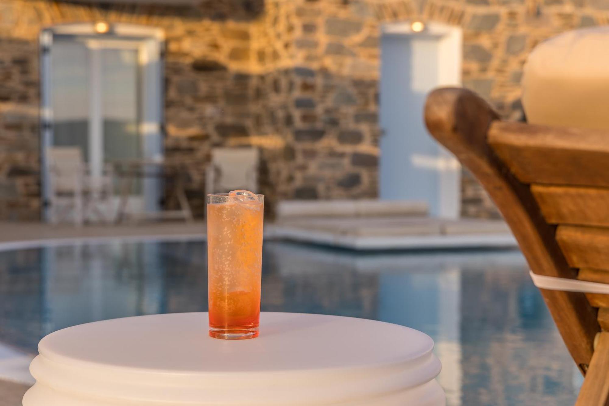 Blu Suites And Studios Адамас Экстерьер фото