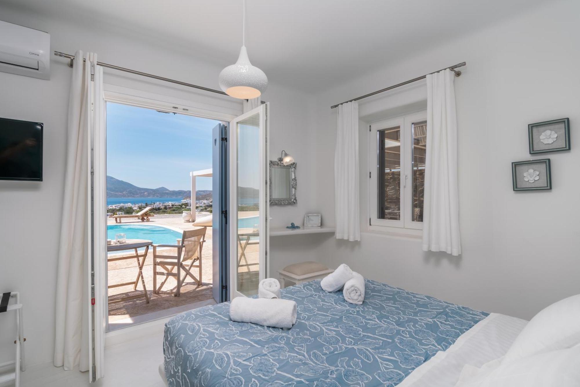 Blu Suites And Studios Адамас Экстерьер фото