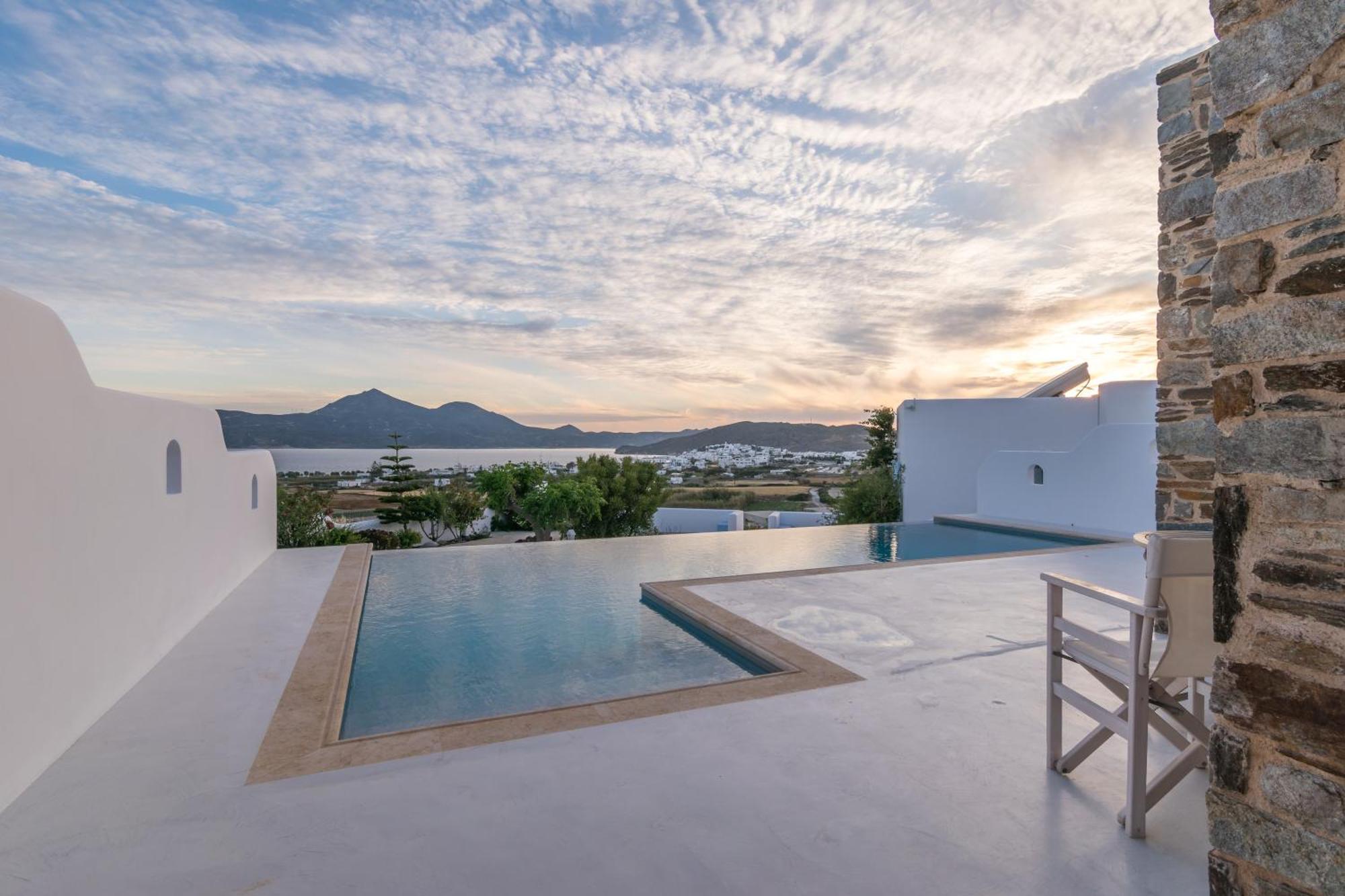 Blu Suites And Studios Адамас Экстерьер фото
